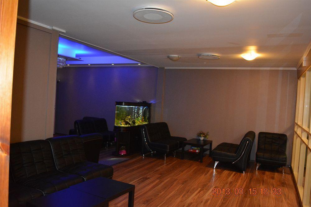 Hotell Angora Sollentuna Ngoại thất bức ảnh