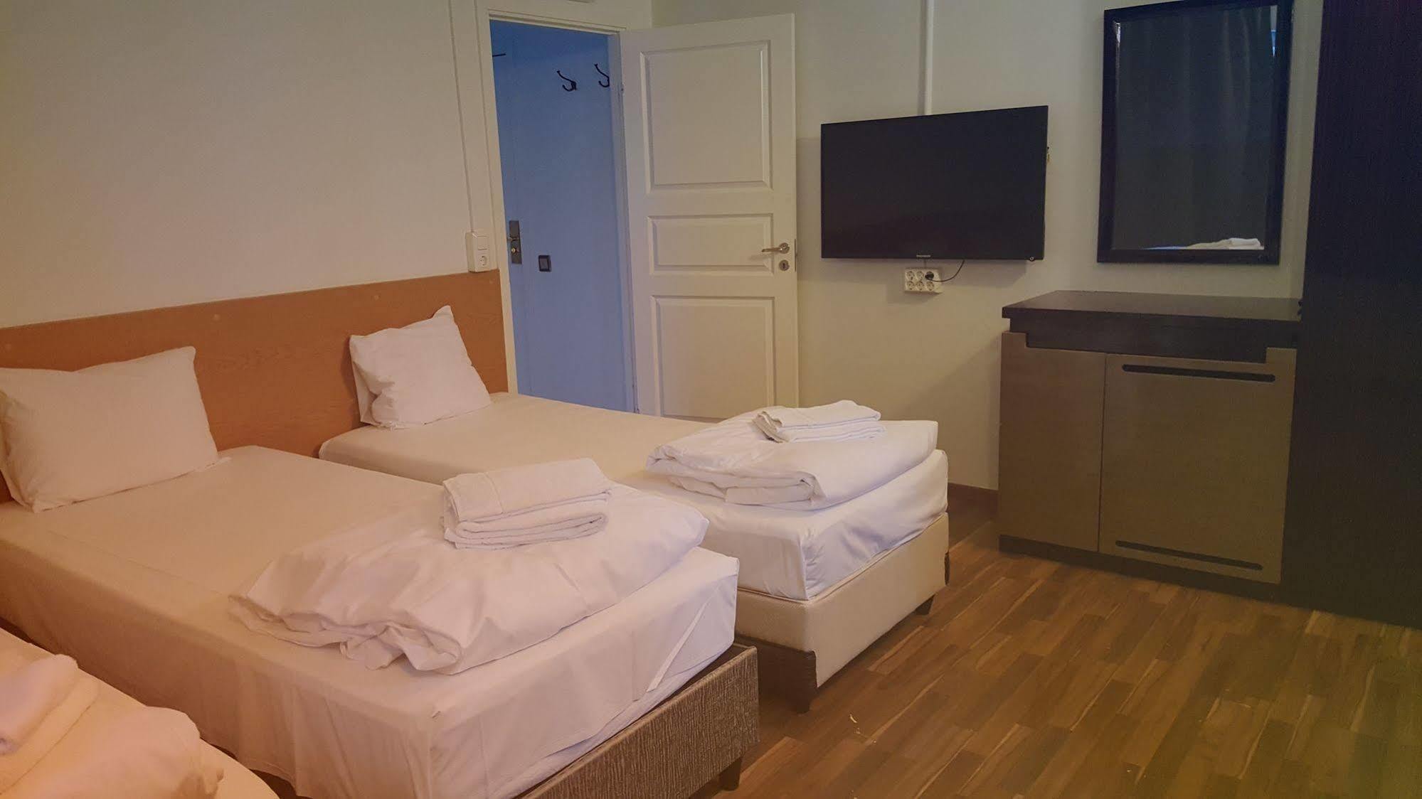 Hotell Angora Sollentuna Ngoại thất bức ảnh